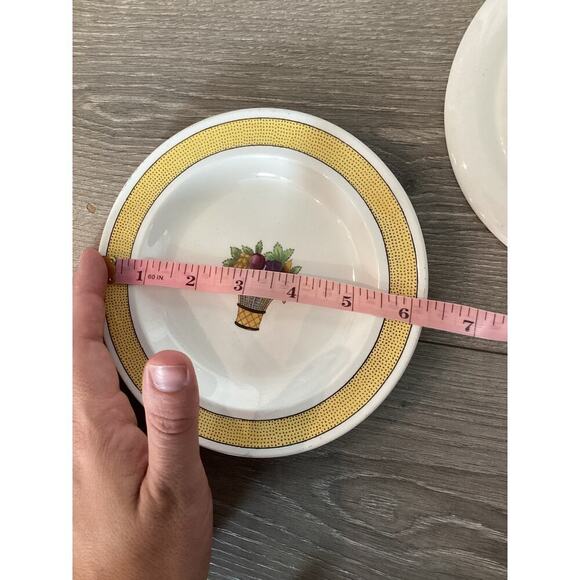 Vtg Wedgewood Directoire Luncheon Plate Bread Butter White Yellow Fruit Basket - Picture 2 of 8